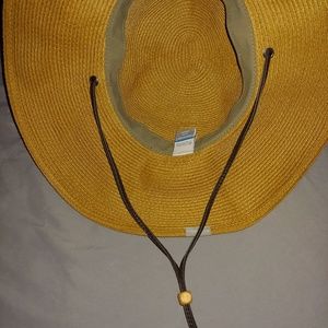 Columbia Packable Hat